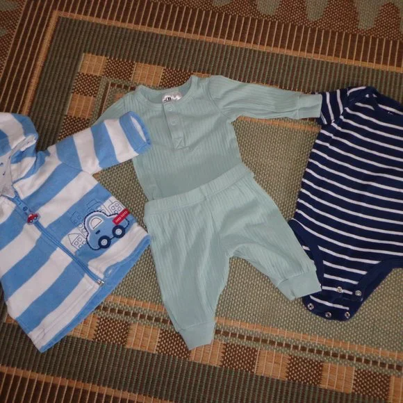 Lot of Newborn-6 mo. Baby Boy Clothing Assorted - Picture 2 of 12